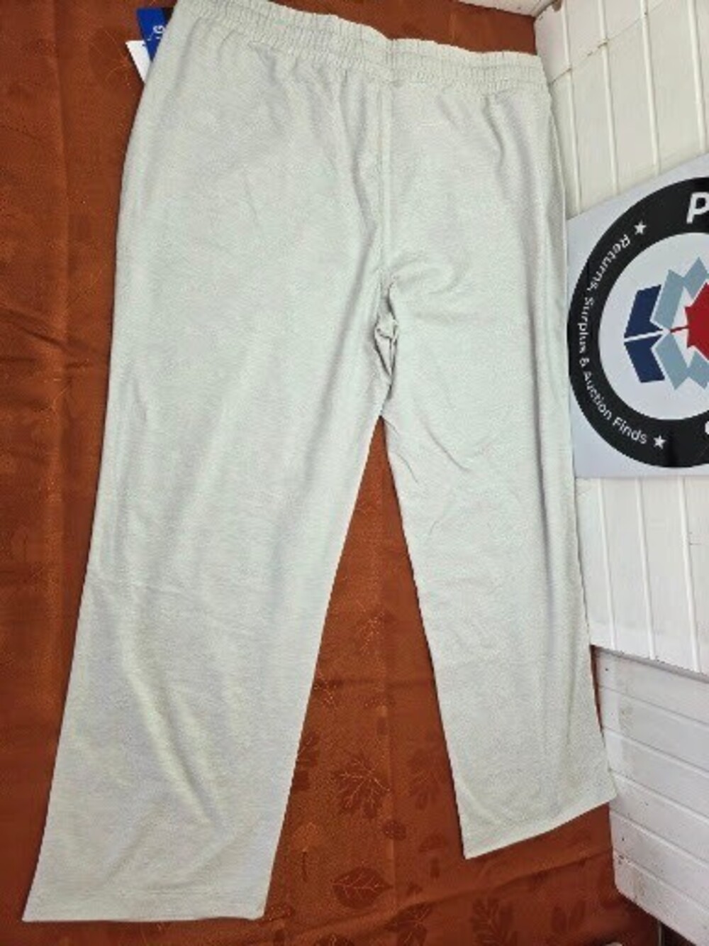 Kirkland Signature Women's Lightweight Stretch Crop Lounge Pants, Oatmeal Heathe